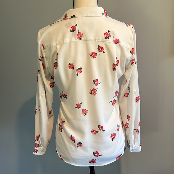 LOFT Bundle of 4 blouses Like New - Picture 5 of 17